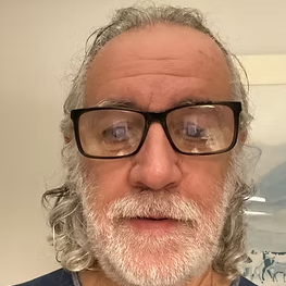 Picture of Vitor Ribeiro